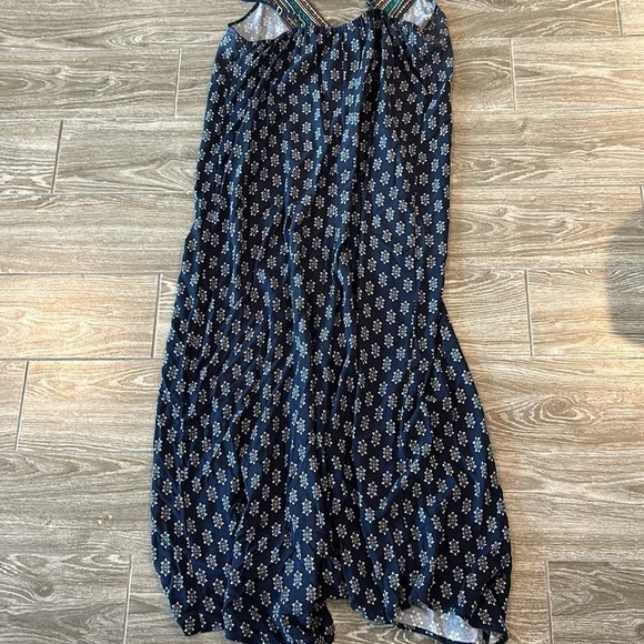 EUC Abound Blue Print Jumpsuit Size Medium - Picture 5 of 5